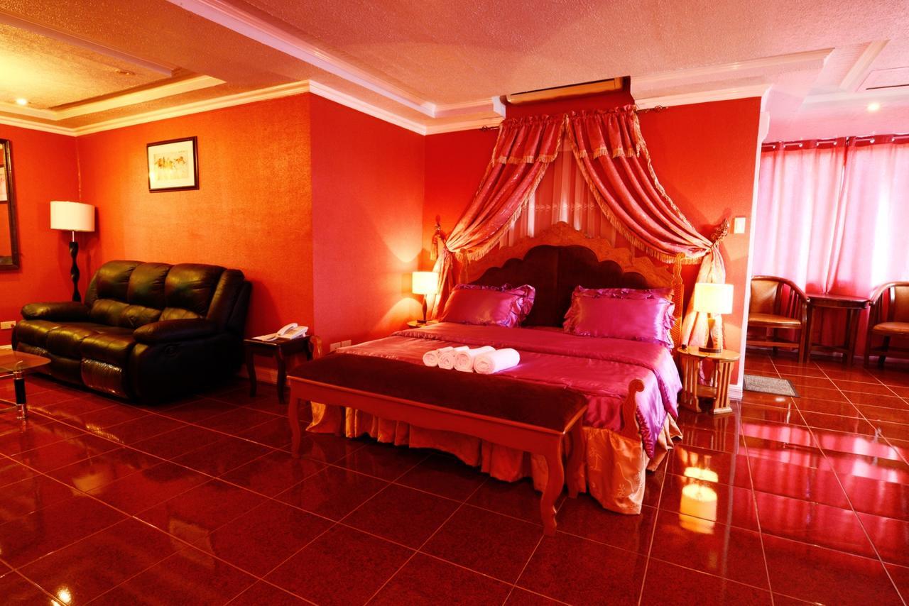 Jaimee'S Hotel, Resort And Restaurant Maasin  Kamer foto
